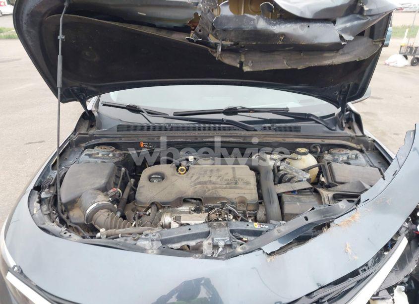 Photo 10 of 2019 Chevrolet Malibu LT (VIN 1G1ZD5STXKF136256)