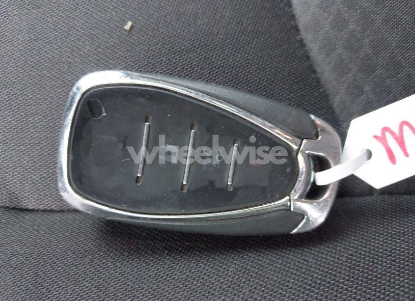 Photo 11 of 2019 Chevrolet Malibu LT (VIN 1G1ZD5STXKF136256)