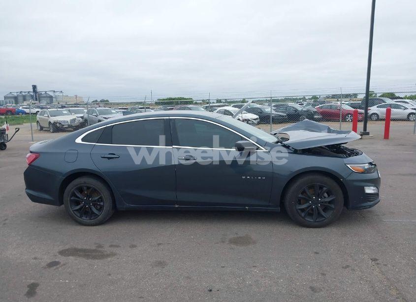 Photo 13 of 2019 Chevrolet Malibu LT (VIN 1G1ZD5STXKF136256)