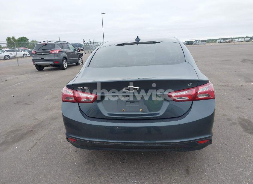 Photo 16 of 2019 Chevrolet Malibu LT (VIN 1G1ZD5STXKF136256)