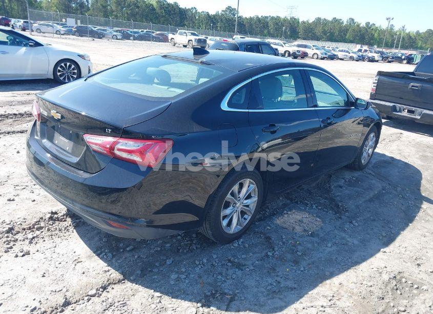 Photo 4 of 2019 Chevrolet Malibu LT (VIN 1G1ZD5STXKF138220)