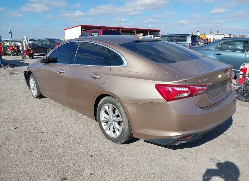 Photo 3 of 2019 Chevrolet Malibu LT (VIN 1G1ZD5STXKF149301)