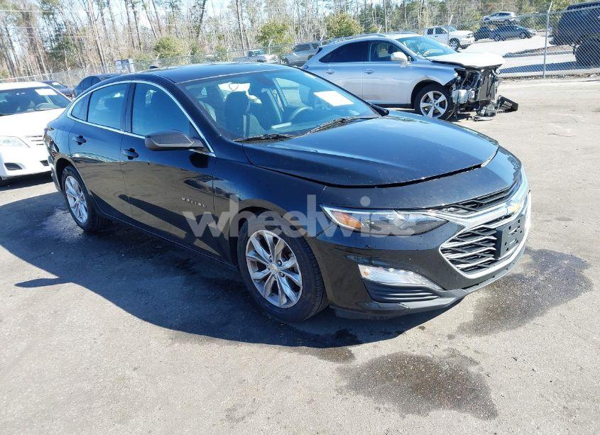 2019 Chevrolet Malibu LT (VIN 1G1ZD5STXKF159567) main photo