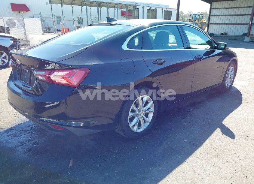 Photo 4 of 2019 Chevrolet Malibu LT (VIN 1G1ZD5STXKF159567)