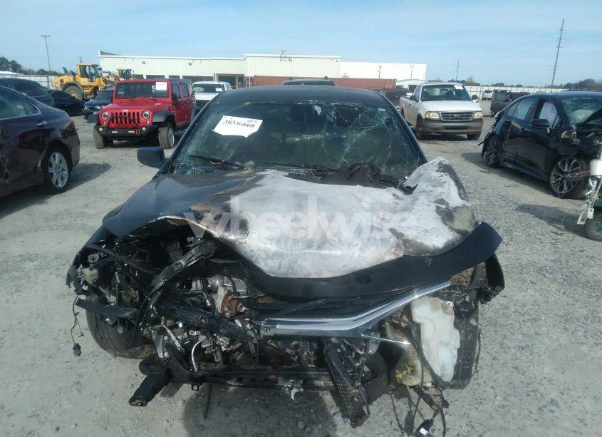 Photo 11 of 2019 Chevrolet Malibu LT (VIN 1G1ZD5STXKF162579)