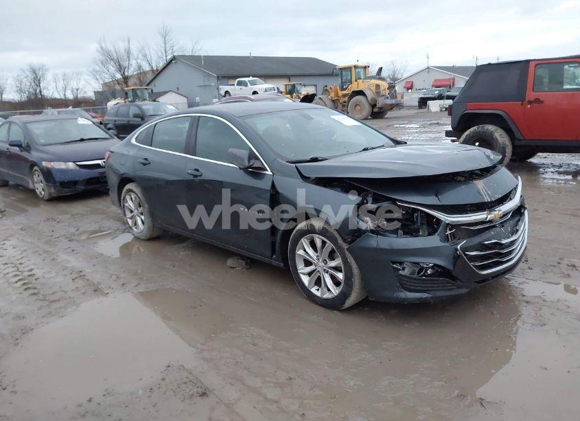 2019 Chevrolet Malibu LT (VIN 1G1ZD5STXKF162811) main photo