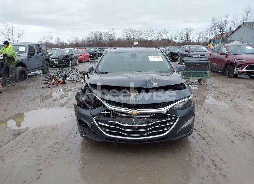 Photo 12 of 2019 Chevrolet Malibu LT (VIN 1G1ZD5STXKF162811)