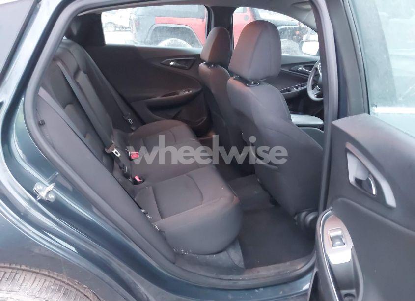 Photo 8 of 2019 Chevrolet Malibu LT (VIN 1G1ZD5STXKF162811)
