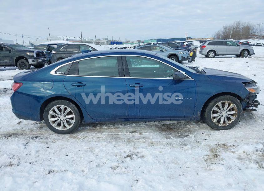 Photo 13 of 2019 Chevrolet Malibu LT (VIN 1G1ZD5STXKF168561)