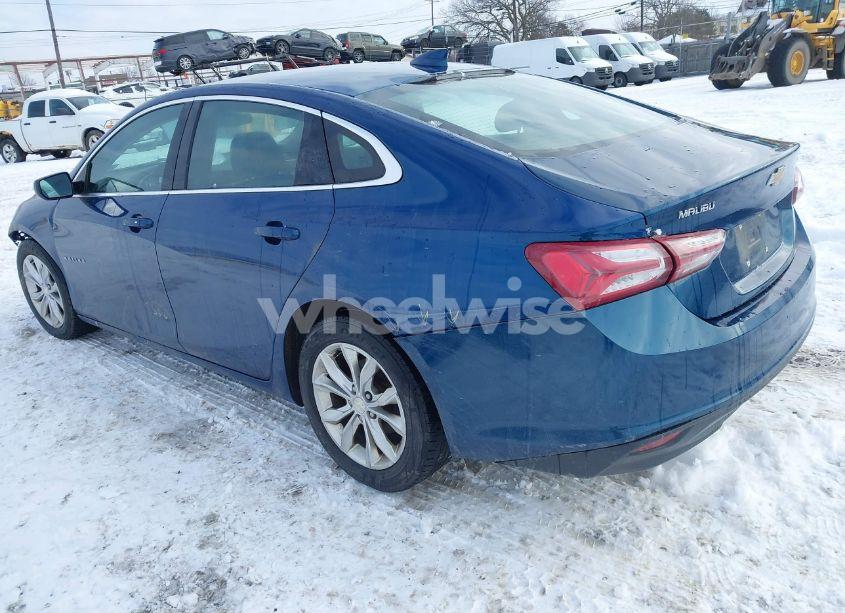 Photo 3 of 2019 Chevrolet Malibu LT (VIN 1G1ZD5STXKF168561)