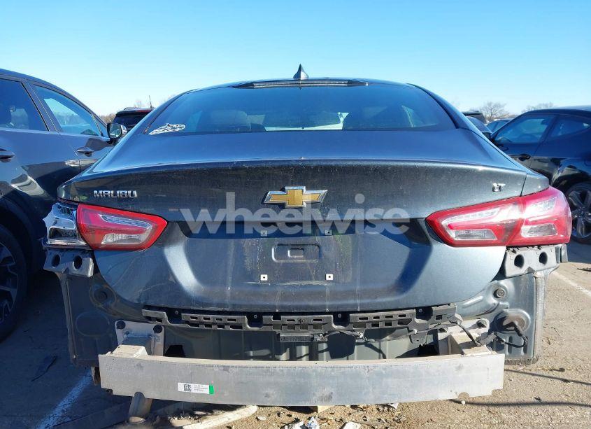 Photo 16 of 2019 Chevrolet Malibu LT (VIN 1G1ZD5STXKF177776)