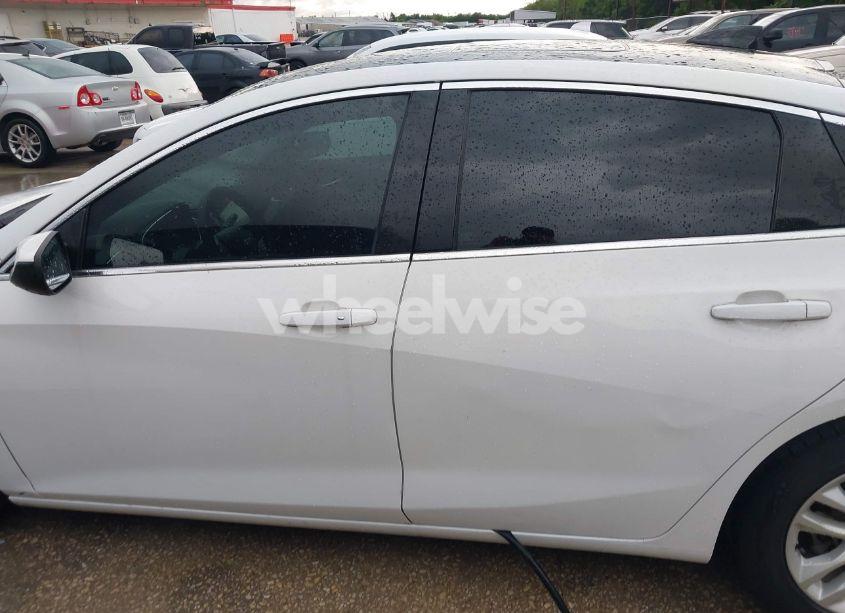 Photo 14 of 2019 Chevrolet Malibu LT (VIN 1G1ZD5STXKF180483)
