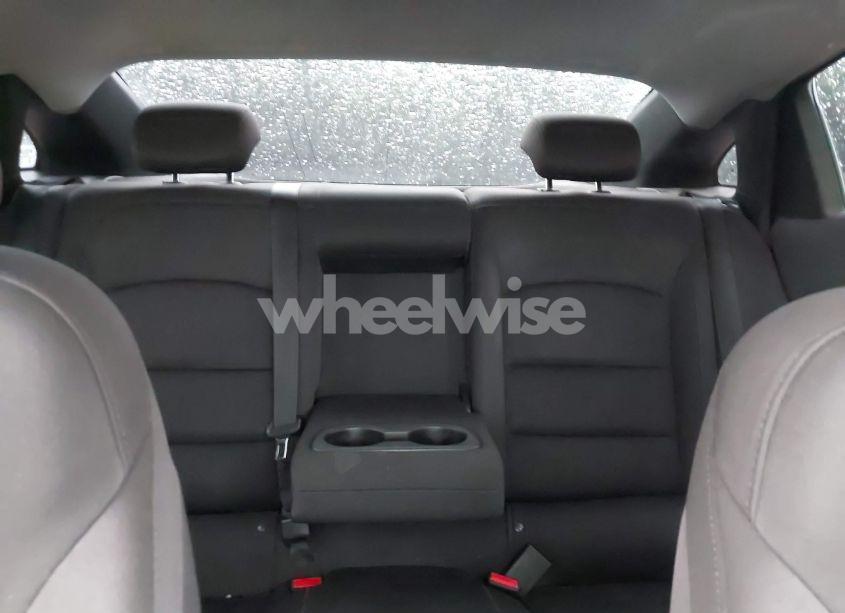 Photo 19 of 2019 Chevrolet Malibu LT (VIN 1G1ZD5STXKF180483)