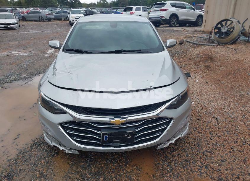 Photo 12 of 2020 Chevrolet Malibu FWD LT (VIN 1G1ZD5STXLF000274)