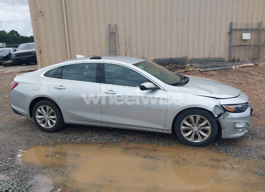 Photo 13 of 2020 Chevrolet Malibu FWD LT (VIN 1G1ZD5STXLF000274)