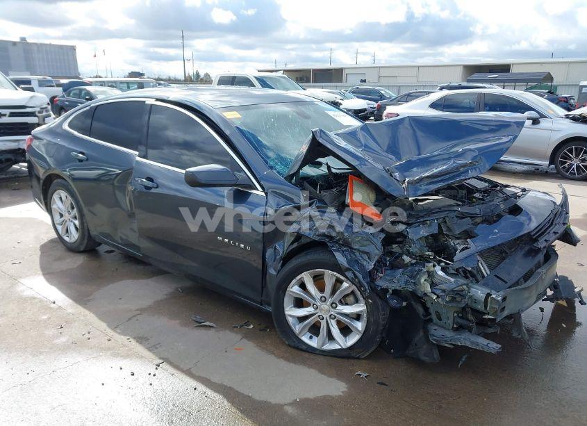2020 Chevrolet Malibu FWD LT (VIN 1G1ZD5STXLF007919) main photo