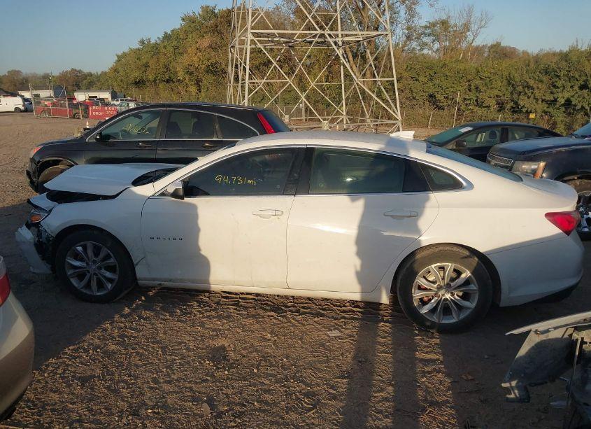Photo 14 of 2020 Chevrolet Malibu FWD LT (VIN 1G1ZD5STXLF010688)