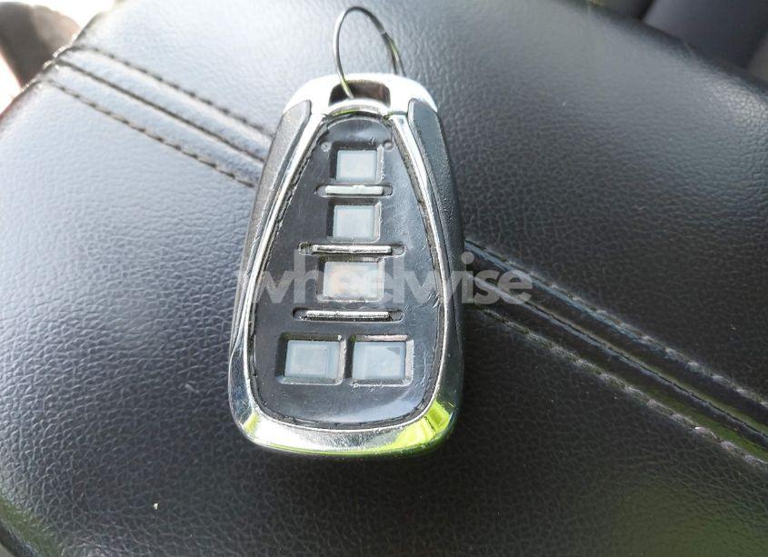 Photo 11 of 2020 Chevrolet Malibu FWD LT (VIN 1G1ZD5STXLF011419)