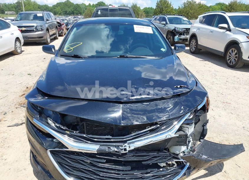 Photo 12 of 2020 Chevrolet Malibu FWD LT (VIN 1G1ZD5STXLF011419)