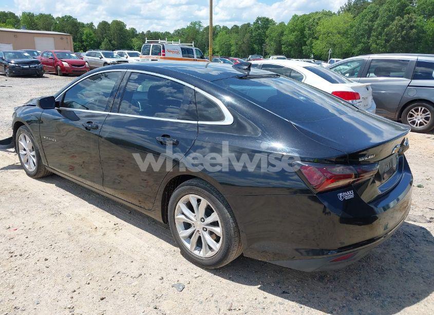 Photo 3 of 2020 Chevrolet Malibu FWD LT (VIN 1G1ZD5STXLF011419)