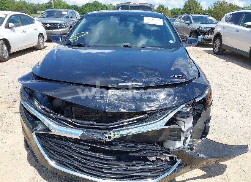 Photo 6 of 2020 Chevrolet Malibu FWD LT (VIN 1G1ZD5STXLF011419)