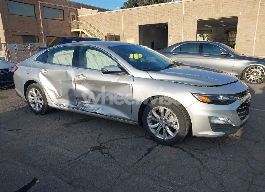 2020 Chevrolet Malibu FWD LT (VIN 1G1ZD5STXLF017527) main photo