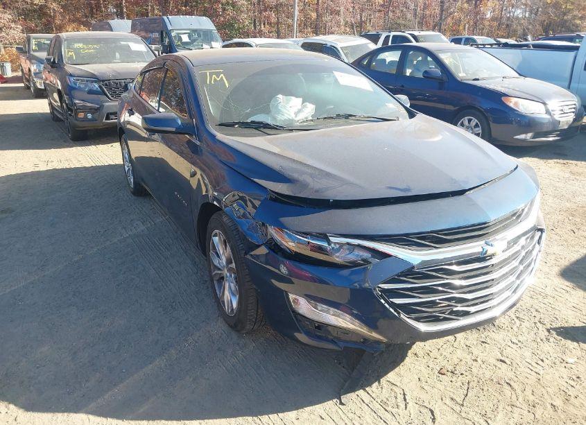 2020 Chevrolet Malibu FWD LT (VIN 1G1ZD5STXLF025711) main photo