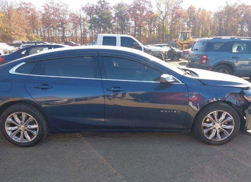 Photo 13 of 2020 Chevrolet Malibu FWD LT (VIN 1G1ZD5STXLF025711)