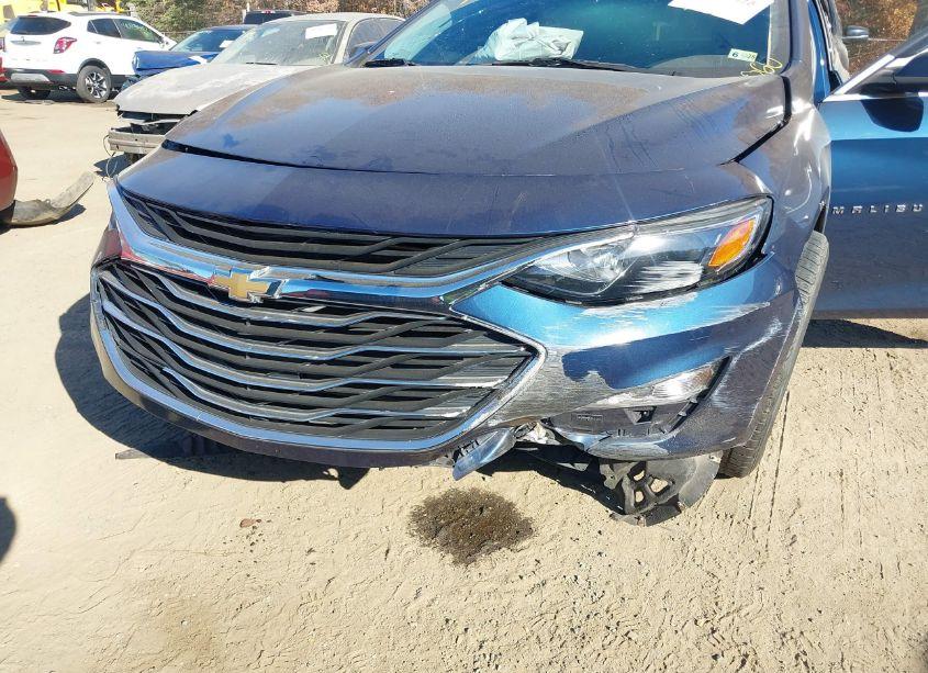 Photo 6 of 2020 Chevrolet Malibu FWD LT (VIN 1G1ZD5STXLF025711)