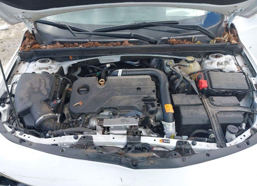 Photo 10 of 2020 Chevrolet Malibu FWD LT (VIN 1G1ZD5STXLF032335)