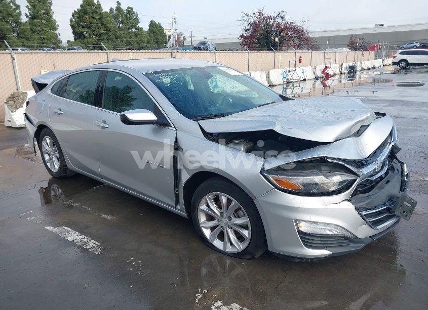 2020 Chevrolet Malibu FWD LT (VIN 1G1ZD5STXLF041245) main photo