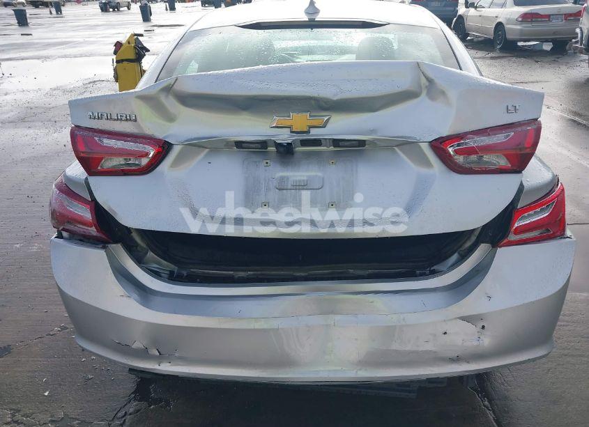 Photo 12 of 2020 Chevrolet Malibu FWD LT (VIN 1G1ZD5STXLF041245)