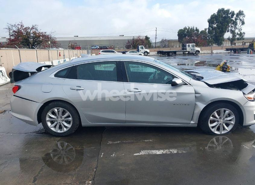 Photo 14 of 2020 Chevrolet Malibu FWD LT (VIN 1G1ZD5STXLF041245)