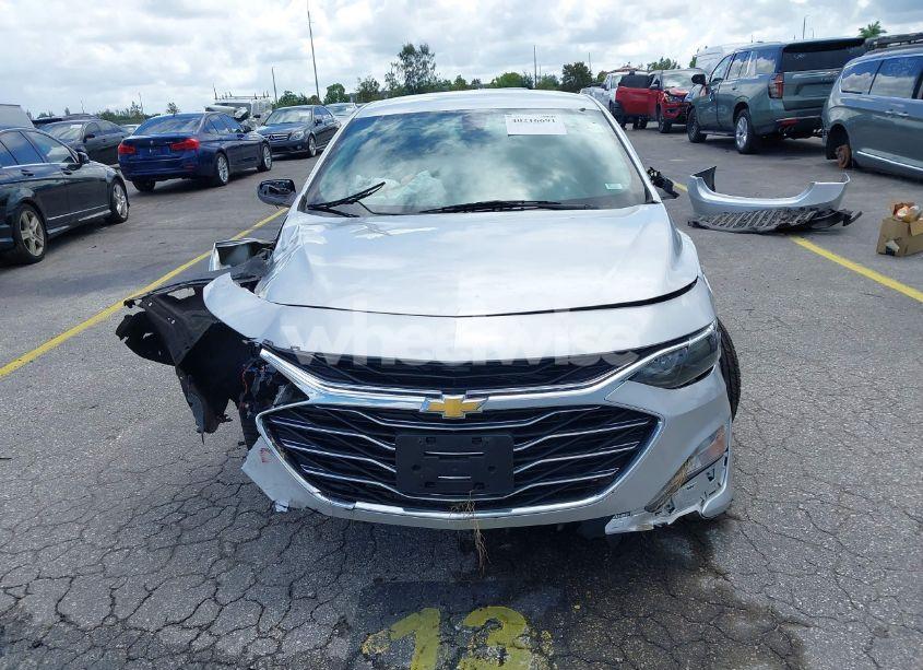 Photo 13 of 2020 Chevrolet Malibu FWD LT (VIN 1G1ZD5STXLF054948)