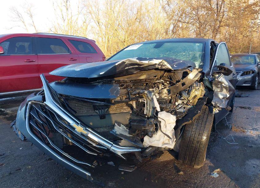 Photo 6 of 2020 Chevrolet Malibu FWD LT (VIN 1G1ZD5STXLF054979)