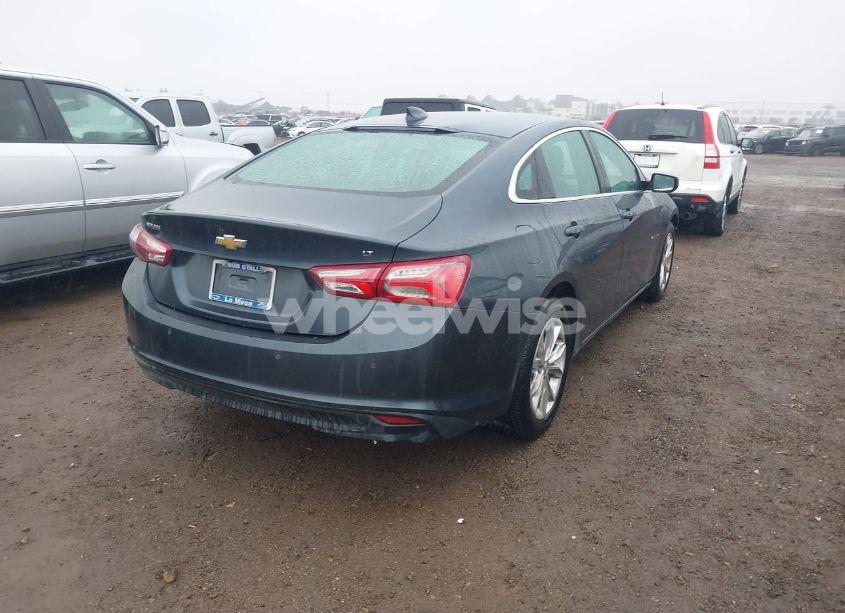 Photo 4 of 2020 Chevrolet Malibu FWD LT (VIN 1G1ZD5STXLF055548)