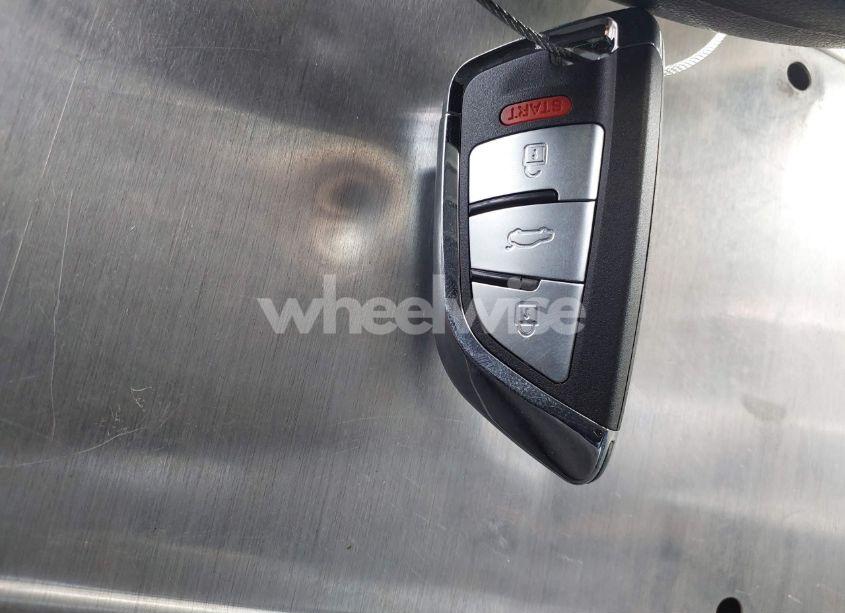 Photo 11 of 2020 Chevrolet Malibu FWD LT (VIN 1G1ZD5STXLF066386)