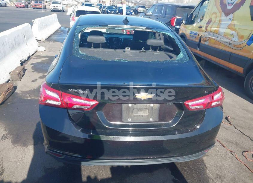 Photo 6 of 2020 Chevrolet Malibu FWD LT (VIN 1G1ZD5STXLF066386)