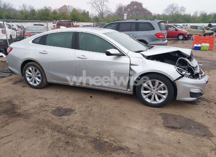 Photo 13 of 2020 Chevrolet Malibu FWD LT (VIN 1G1ZD5STXLF090042)