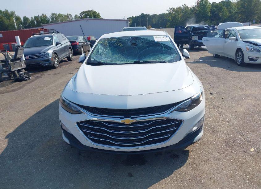 Photo 12 of 2020 Chevrolet Malibu FWD LT (VIN 1G1ZD5STXLF094186)