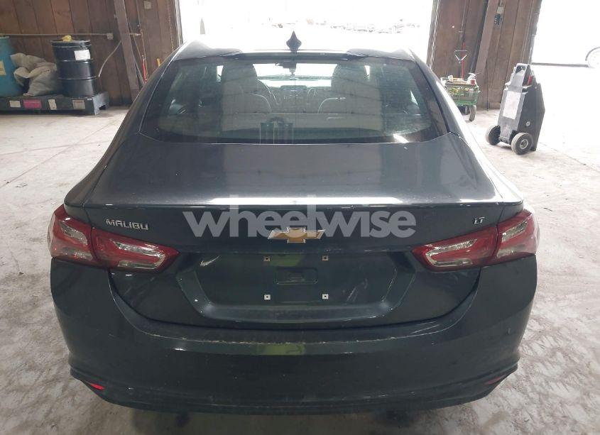 Photo 16 of 2020 Chevrolet Malibu FWD LT (VIN 1G1ZD5STXLF099405)