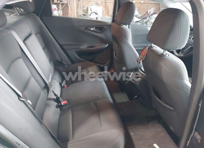 Photo 8 of 2020 Chevrolet Malibu FWD LT (VIN 1G1ZD5STXLF099405)