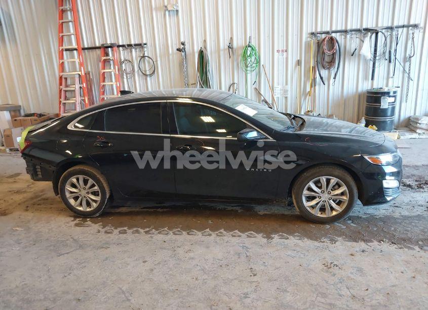 Photo 13 of 2020 Chevrolet Malibu FWD LT (VIN 1G1ZD5STXLF118728)