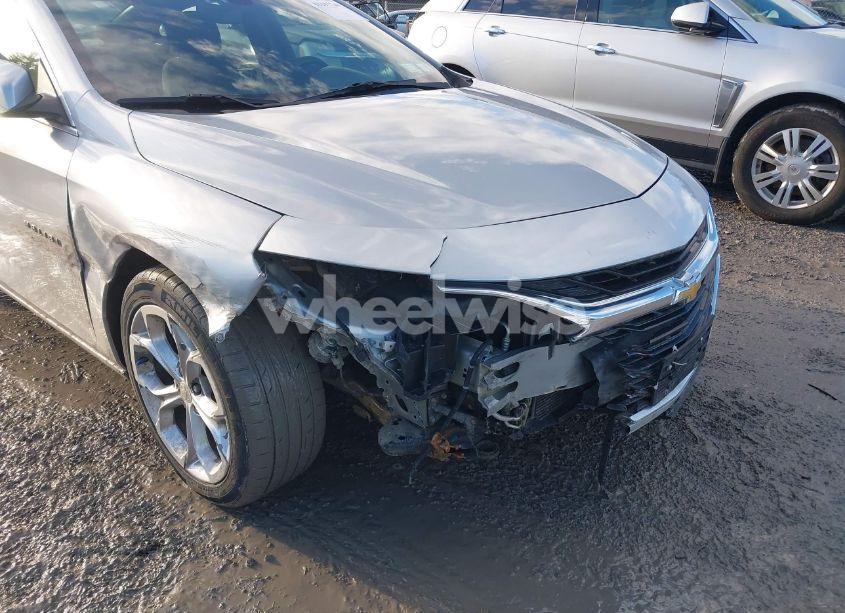 Photo 6 of 2021 Chevrolet Malibu FWD LT (VIN 1G1ZD5STXMF009283)