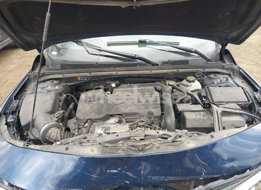 Photo 10 of 2021 Chevrolet Malibu FWD LT (VIN 1G1ZD5STXMF012314)