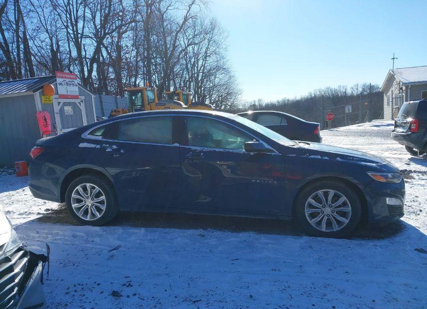 Photo 14 of 2021 Chevrolet Malibu FWD LT (VIN 1G1ZD5STXMF019442)