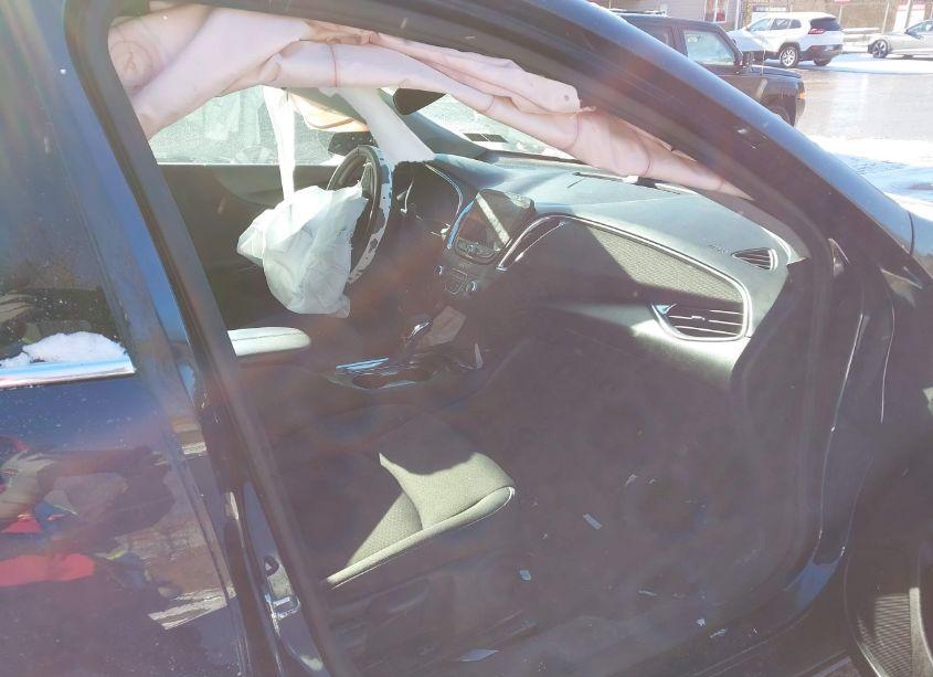 Photo 5 of 2021 Chevrolet Malibu FWD LT (VIN 1G1ZD5STXMF019442)