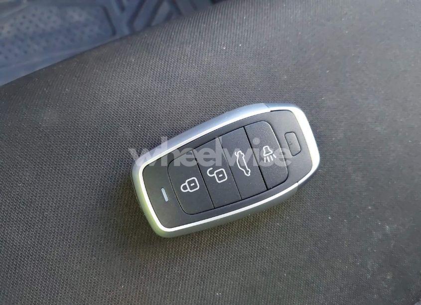 Photo 11 of 2021 Chevrolet Malibu FWD LT (VIN 1G1ZD5STXMF037200)