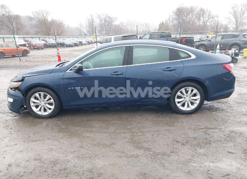 Photo 14 of 2021 Chevrolet Malibu FWD LT (VIN 1G1ZD5STXMF063652)