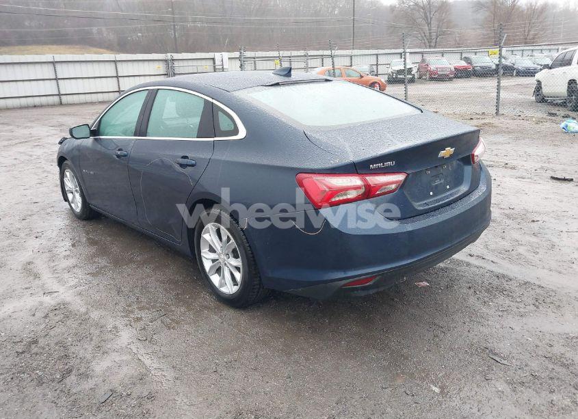 Photo 3 of 2021 Chevrolet Malibu FWD LT (VIN 1G1ZD5STXMF063652)